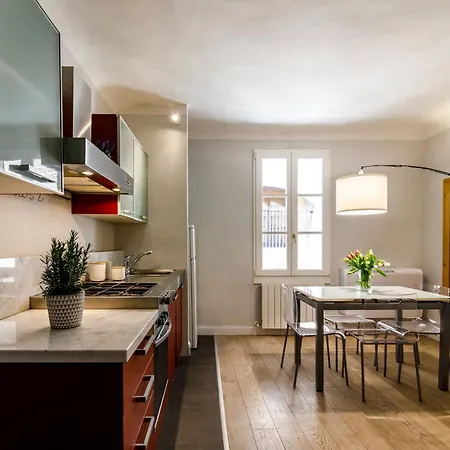 Guesthost - Vicolo In Santa Caterina Apartment *