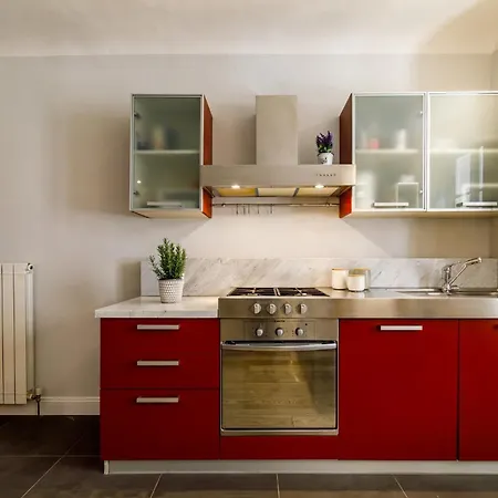 Guesthost - Vicolo In Santa Caterina Apartment *