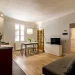 Guesthost - Vicolo In Santa Caterina Apartment *